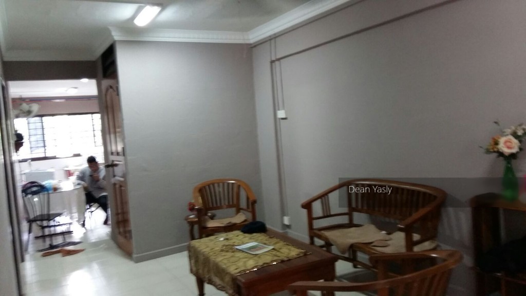 Blk 210 Jurong East Street 21 (Jurong East), HDB 3 Rooms #136473292